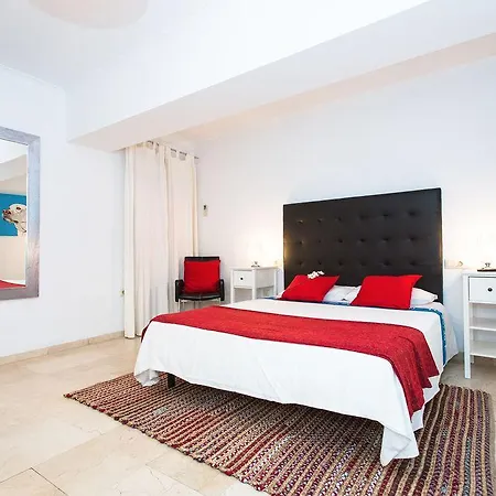 Hotel At Centro